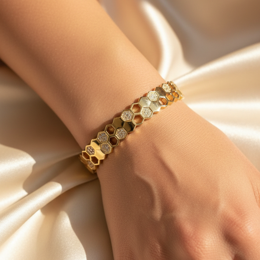 Bracelet Alvéole Élégance – Motif Nid d’Abeille